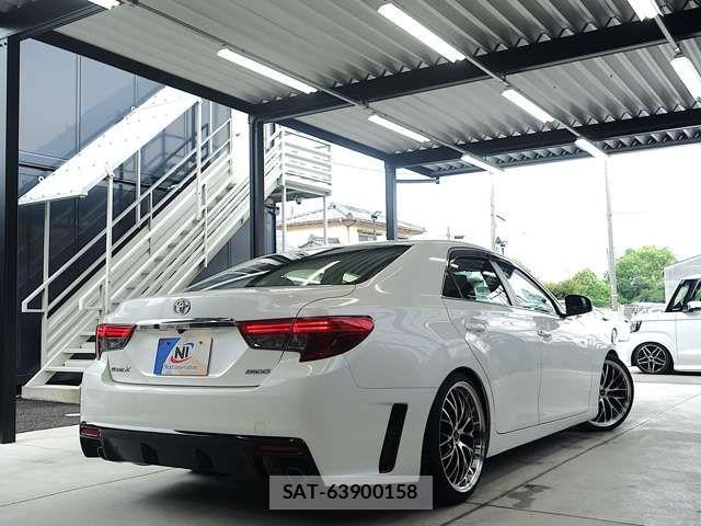 Toyota MARK X 2015-12 7877507-8