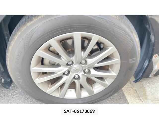 Toyota MARK X 2015-10 7877510-17
