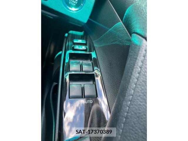 Toyota MARK X 2012-03 7877514-22