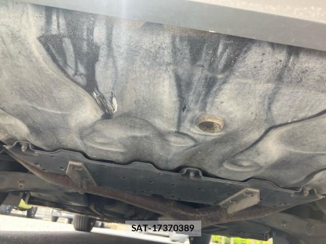 Toyota MARK X 2012-03 7877514-5