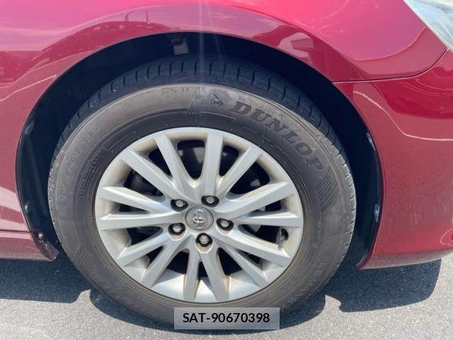 Toyota MARK X 2012-10 7877513-7