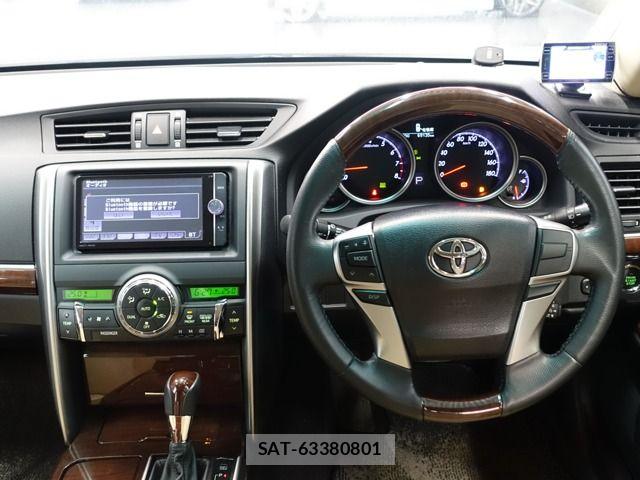 Toyota MARK X 2013-12 7877508-19