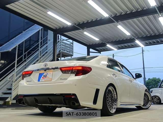 Toyota MARK X 2013-12 7877508-8