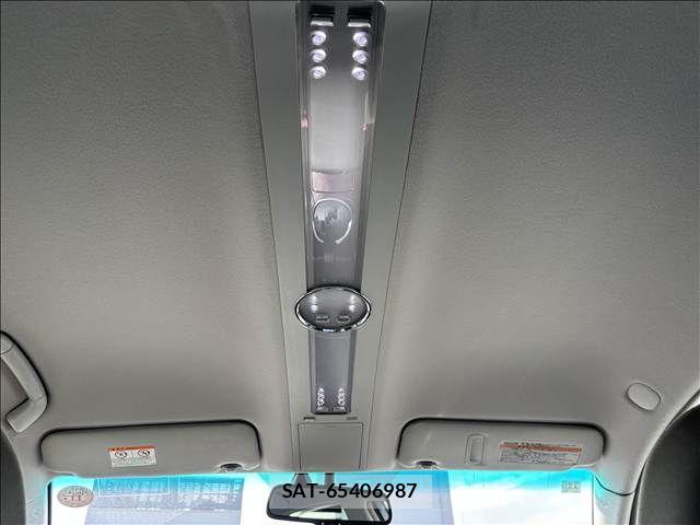 Toyota MARK X 2008-09 7877511-18