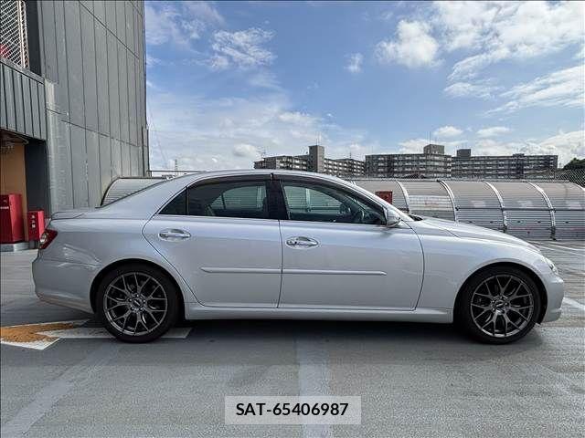 Toyota MARK X 2008-09 7877511-27
