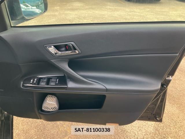 Toyota MARK X 2019-06 7962490-10