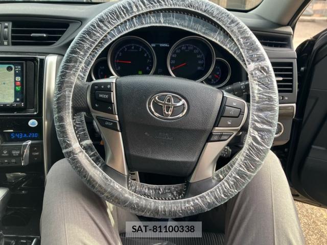 Toyota MARK X 2019-06 7962490-13