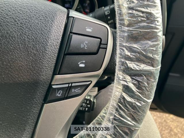 Toyota MARK X 2019-06 7962490-15
