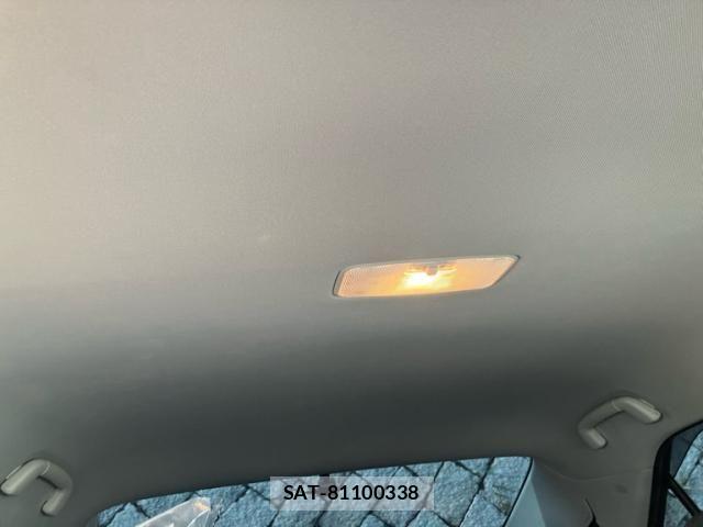 Toyota MARK X 2019-06 7962490-22