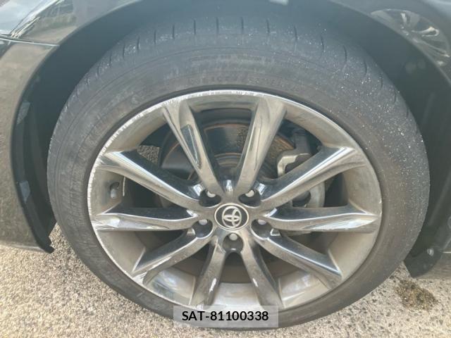 Toyota MARK X 2019-06 7962490-4