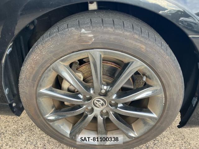 Toyota MARK X 2019-06 7962490-6