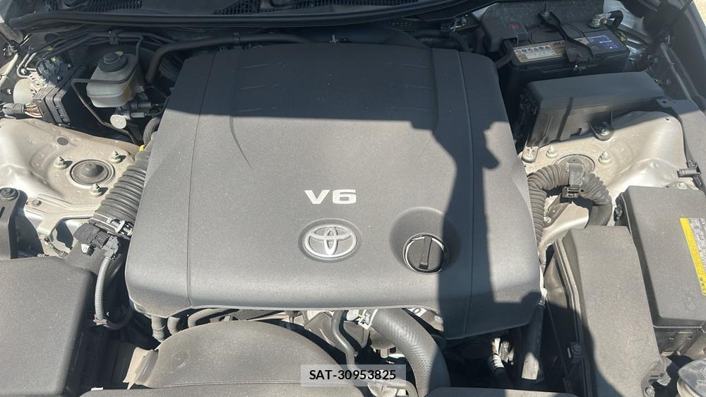 Toyota MARK X 2014-10 7578796-35
