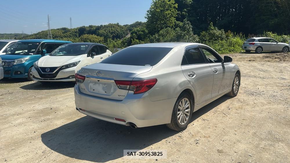 Toyota MARK X 2014-10 7578796-4
