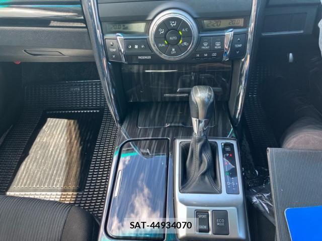Toyota MARK X 2012-03 7962500-20