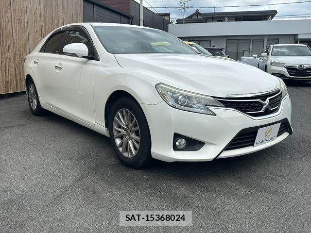 Toyota MARK X 2013-03 7962492-14
