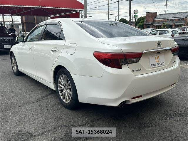 Toyota MARK X 2013-03 7962492-18