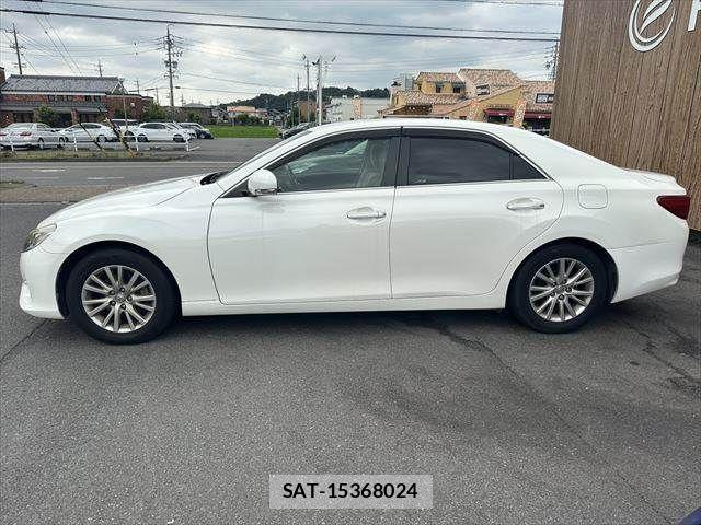 Toyota MARK X 2013-03 7962492-19