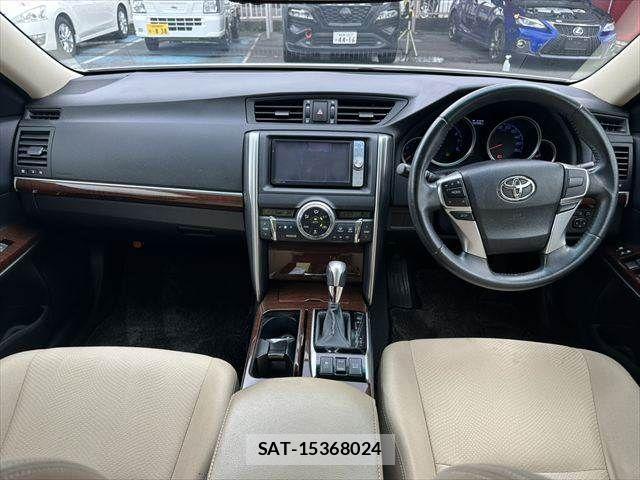 Toyota MARK X 2013-03 7962492-2