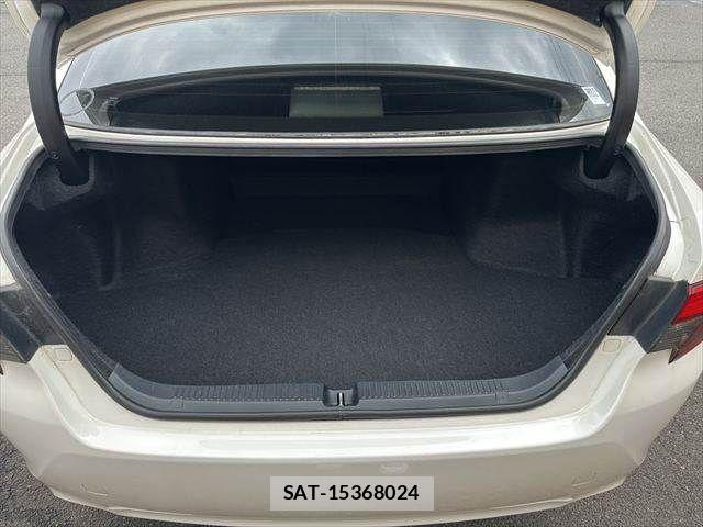 Toyota MARK X 2013-03 7962492-8