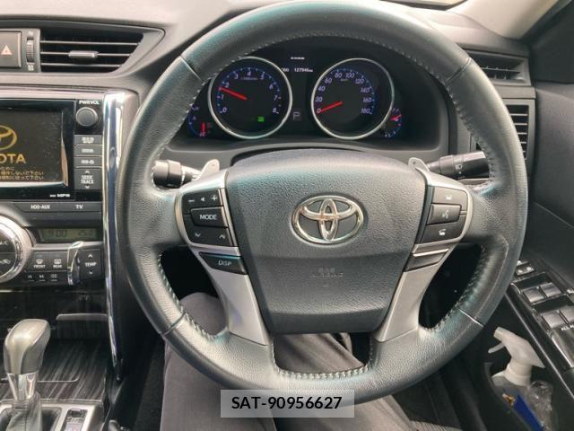 Toyota MARK X 2010-08 7962494-17
