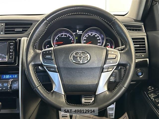 Toyota MARK X 2017-08 7962489-15
