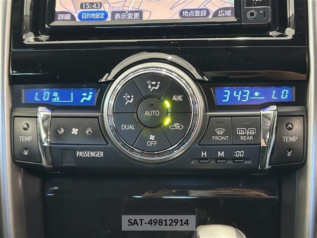 Toyota MARK X 2017-08 7962489-21
