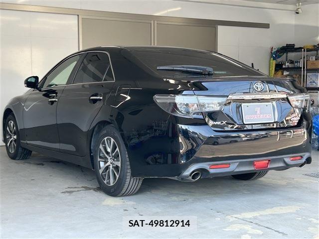 Toyota MARK X 2017-08 7962489-6