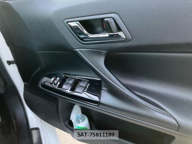 Toyota MARK X 2013-04 7962491-13
