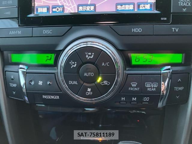 Toyota MARK X 2013-04 7962491-23