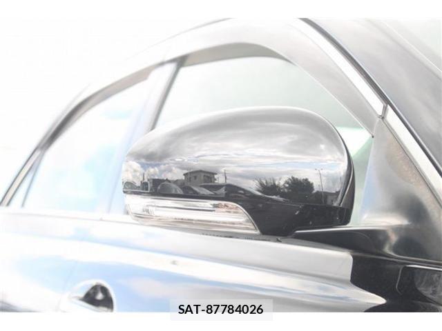 Toyota MARK X 2015-02 7979824-25