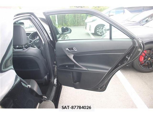 Toyota MARK X 2015-02 7979824-29