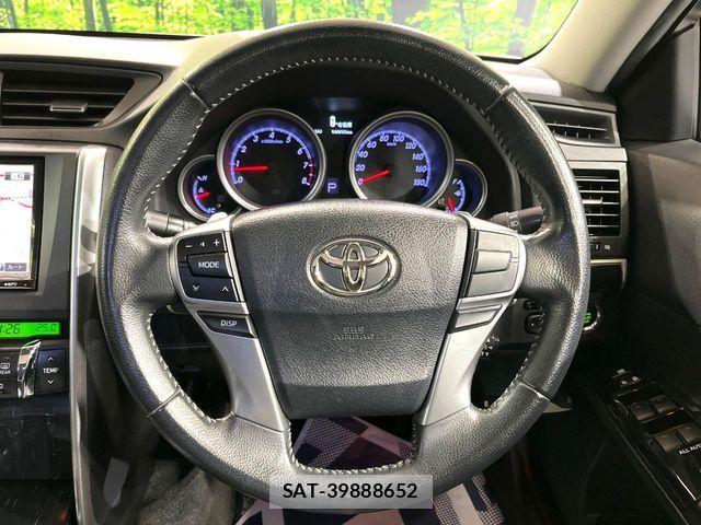 Toyota MARK X 2012-10 7979826-10