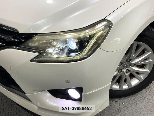 Toyota MARK X 2012-10 7979826-11