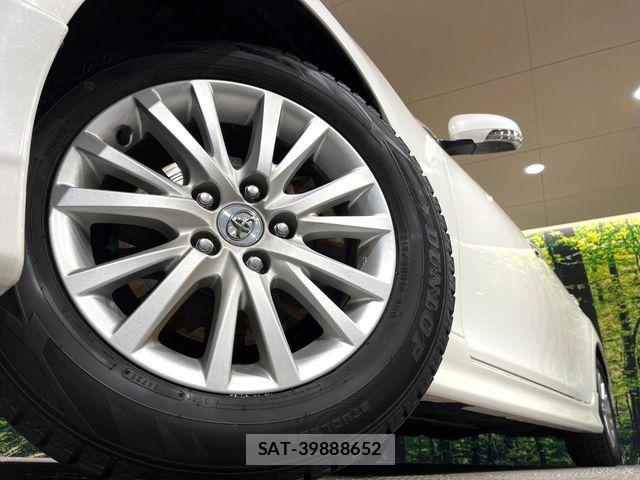 Toyota MARK X 2012-10 7979826-12