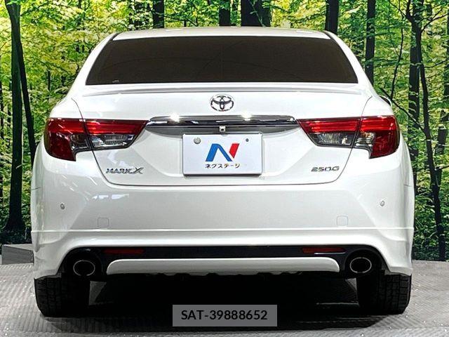 Toyota MARK X 2012-10 7979826-14