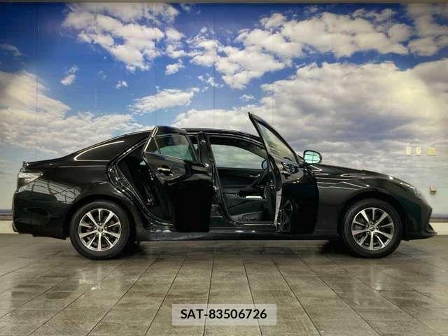 Toyota MARK X 2019-09 7979825-14