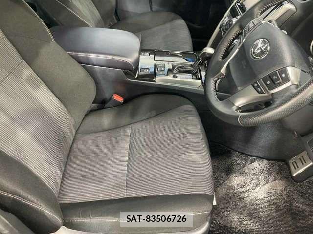 Toyota MARK X 2019-09 7979825-18