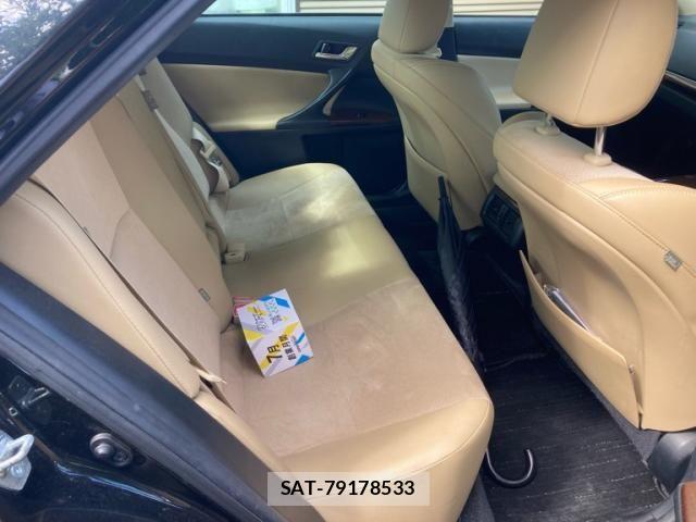 Toyota MARK X 2014-03 8036556-14