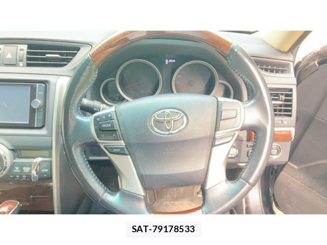 Toyota MARK X 2014-03 8036556-25