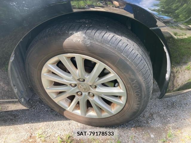 Toyota MARK X 2014-03 8036556-7