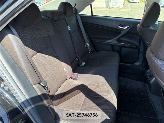 Toyota MARK X 2015-03 8036554-15