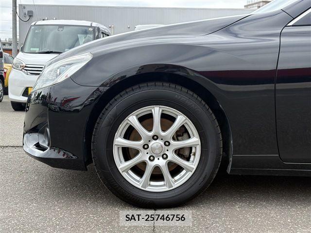 Toyota MARK X 2015-03 8036554-2