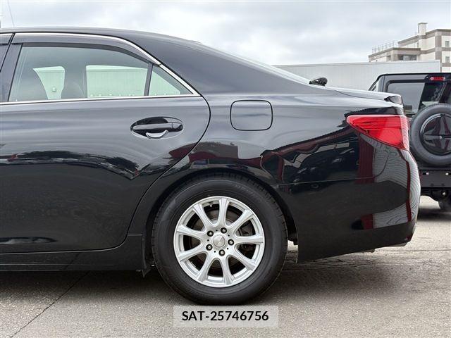 Toyota MARK X 2015-03 8036554-4