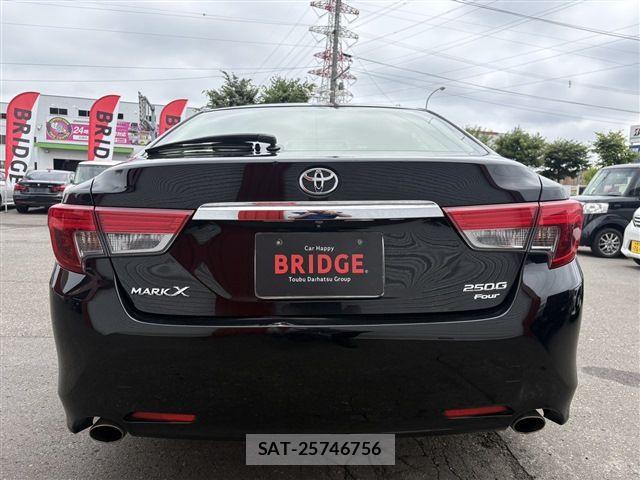 Toyota MARK X 2015-03 8036554-6