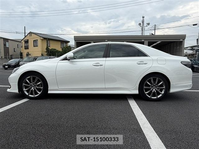Toyota MARK X 2017-03 8036551-10