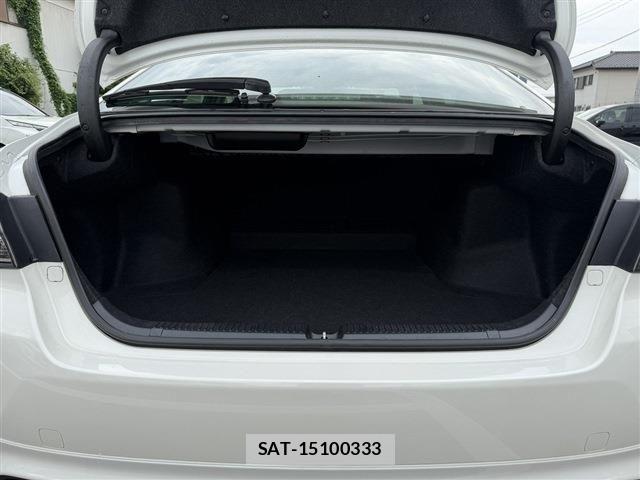 Toyota MARK X 2017-03 8036551-16