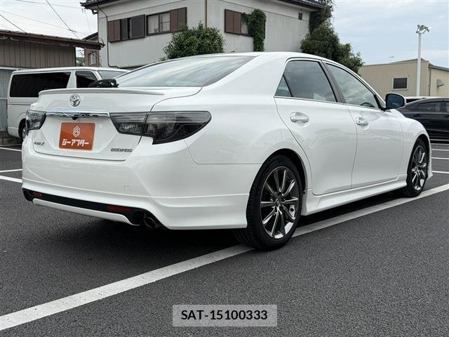 Toyota MARK X 2017-03 8036551-21