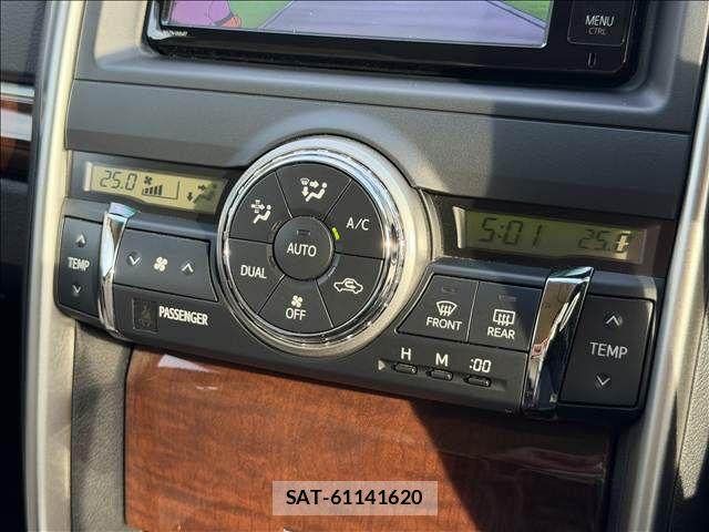 Toyota MARK X 2015-10 8036553-12