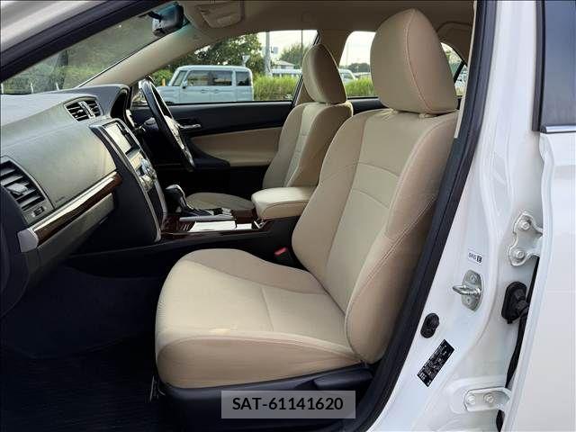 Toyota MARK X 2015-10 8036553-24