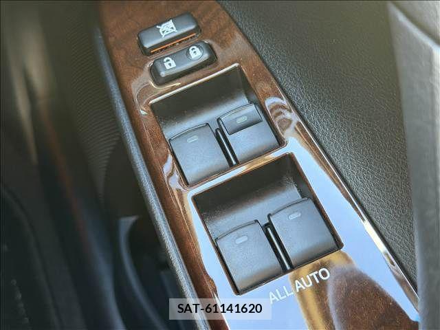 Toyota MARK X 2015-10 8036553-26